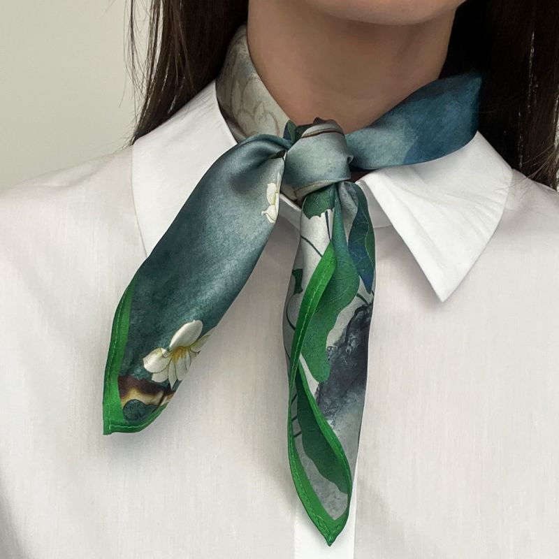 TÅKEDANS Silkeskjerf